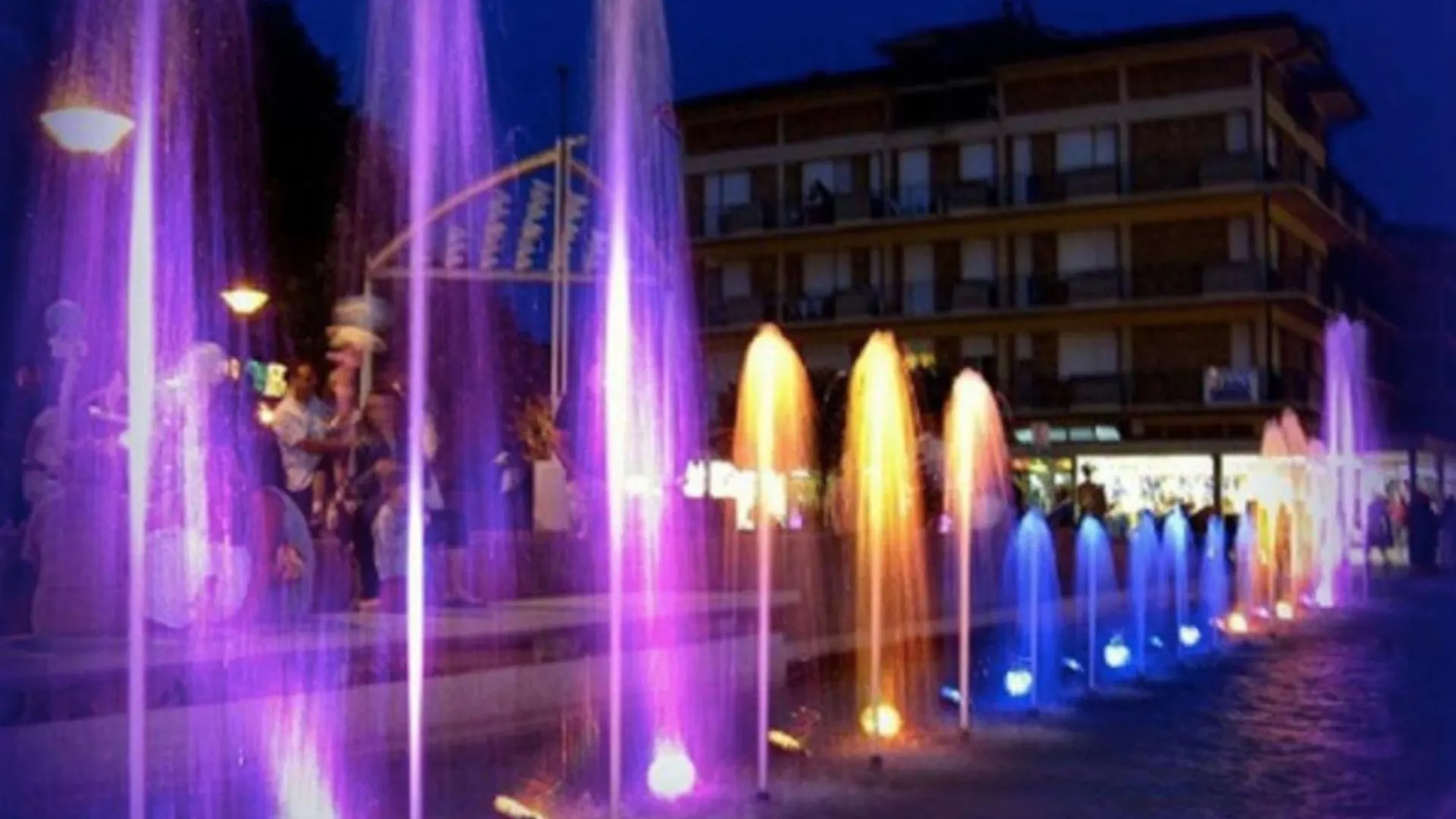 Colourful Flat In The Heart Of Bibione - Beahost Apartment