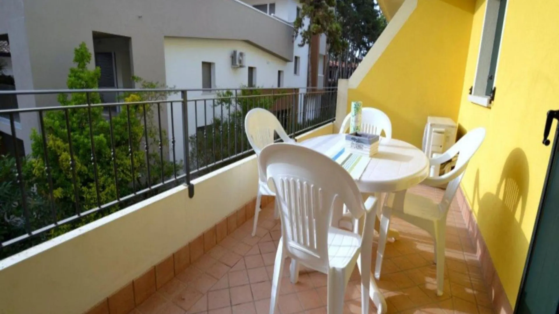 Colourful Flat In The Heart Of Bibione - Beahost Apartment